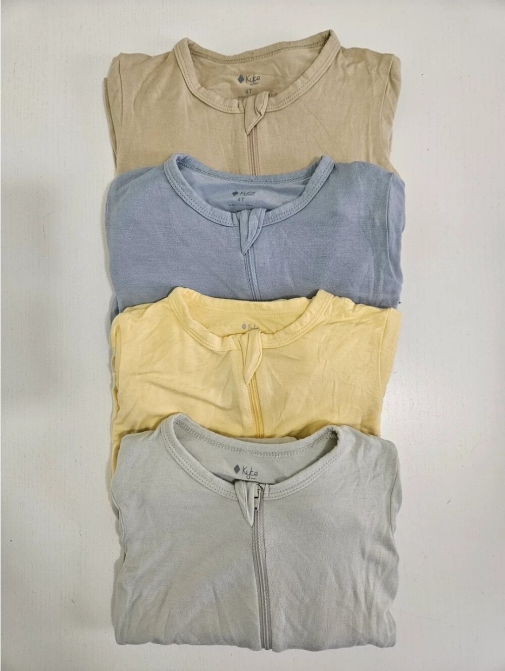 Kyte Baby • 2-Way Zipper Solid Rompers 4T